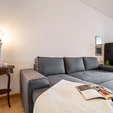 Апартаменты Relaxed, Homely Flat In Penha De Franca